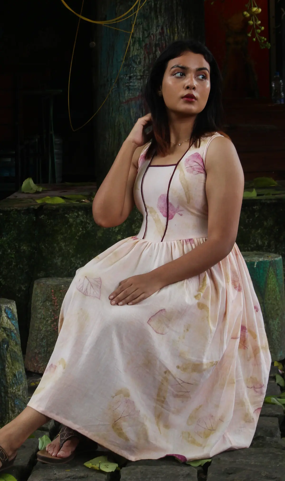 The Magic Pome-Midi Dress - Image 4