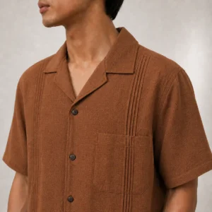 03-top-row-4-male-collar-closeup-2k copy